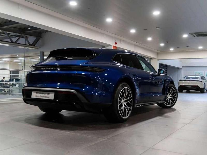 Usado Porsche Taycan Sport Turismo 300 kW (408 CV) 2025 Azul Berlina