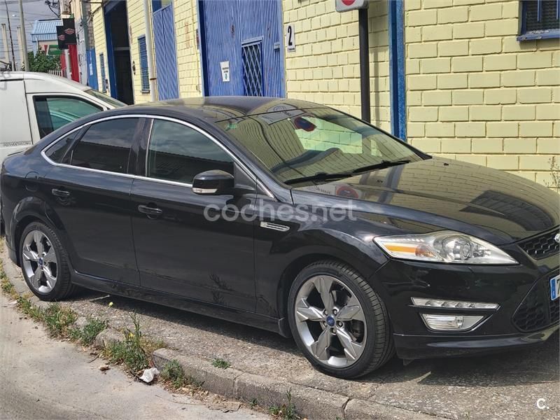 Negro Usado 2011 Ford Mondeo Titanium S Berlina | 4200 € - Imagen 1/4