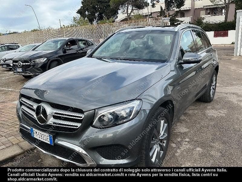 Usado Mercedes GLC350 320 CV (235 kW) 2017 Gris / plata SUV
