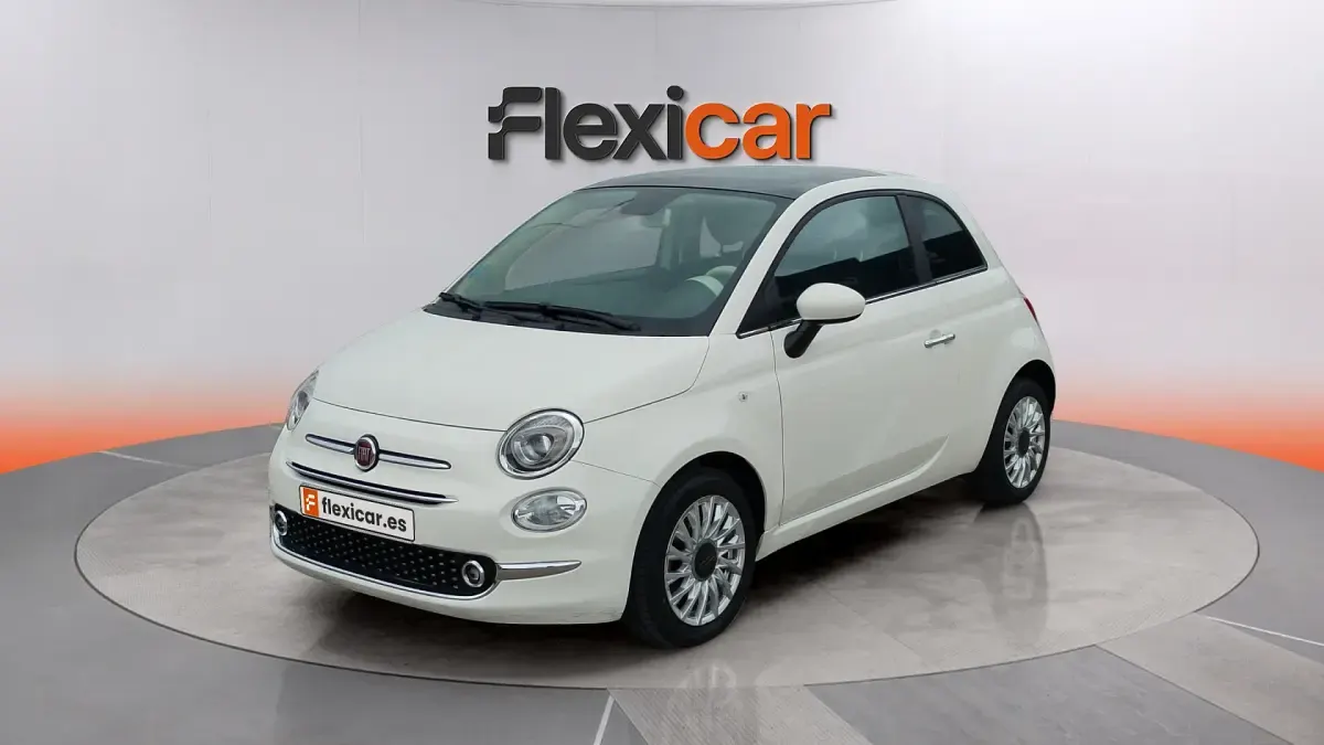 Usado Fiat 500 Club 71 CV (52 kW) 2023 Blanco Berlina