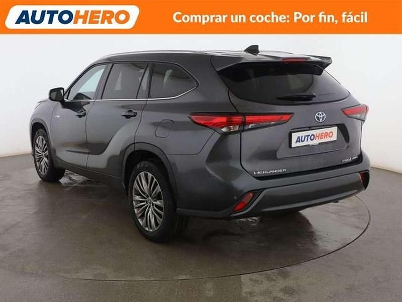 Usado Toyota Highlander Advance 247 CV (181 kW) 2021 Gris SUV