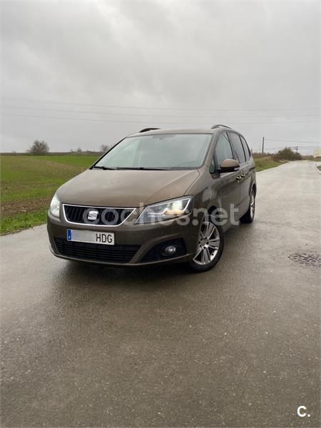 Usado Seat Alhambra Ecomotive 170 CV (125 kW) 2011 Marrón Monovolumen