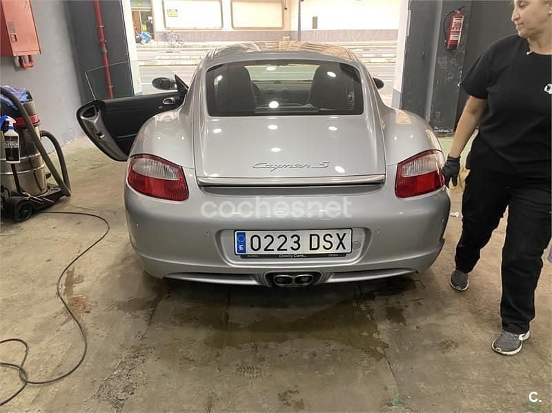 Usado Porsche Cayman 295 CV (216 kW) 2006 Gris / plata Coupe