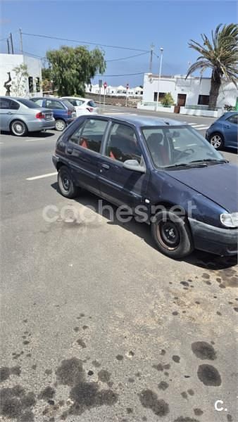 Usado Citroën Saxo Seduction 75 CV (55 kW) 1999 Azul Utilitario