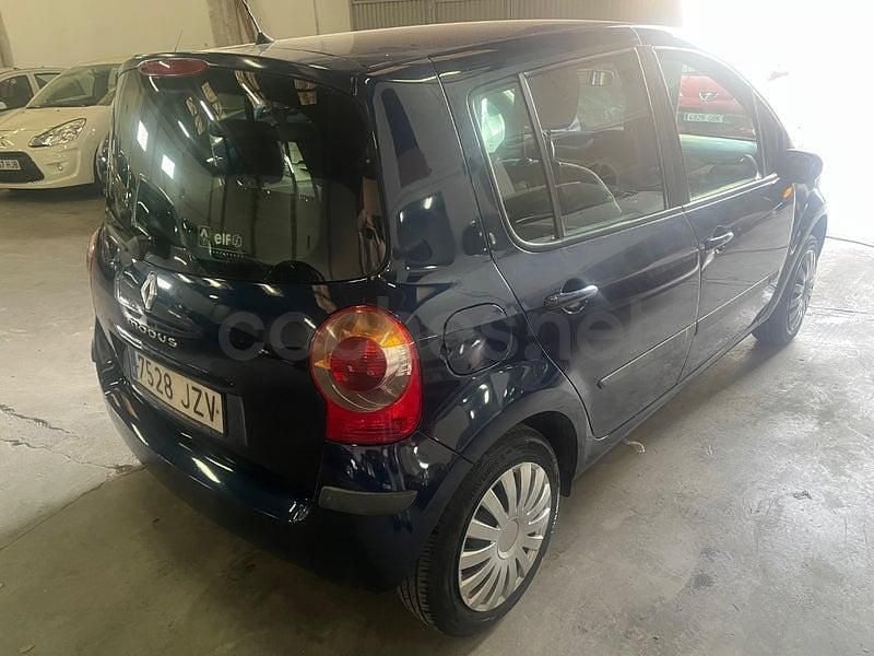 Usado Renault Modus Dynamique 100 CV (73 kW) 2006 Azul Monovolumen