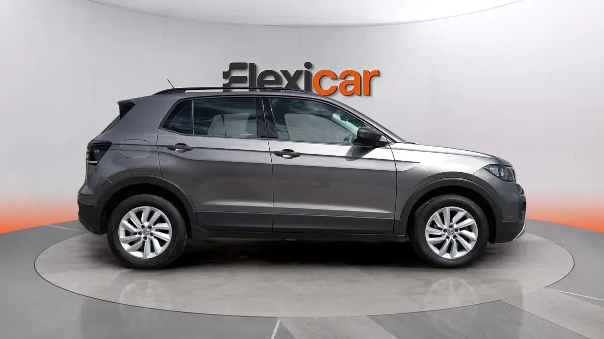 Usado VW T-Cross Advance 116 CV (85 kW) 2020 Gris SUV