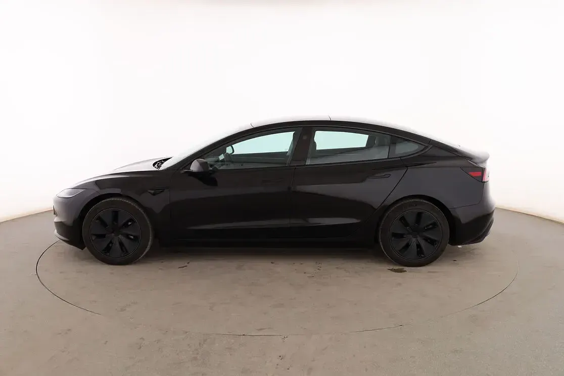 Usado Tesla Model 3 Standard Range 208 kW (283 CV) 2023 Negro Berlina