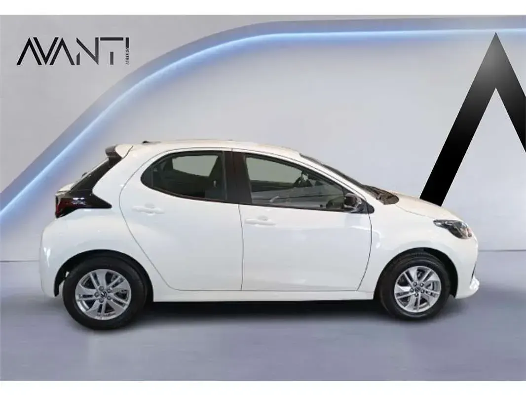 Käytetty Mazda 2 Center-Line 116 HP (85 kW) 2025 Viistoperä