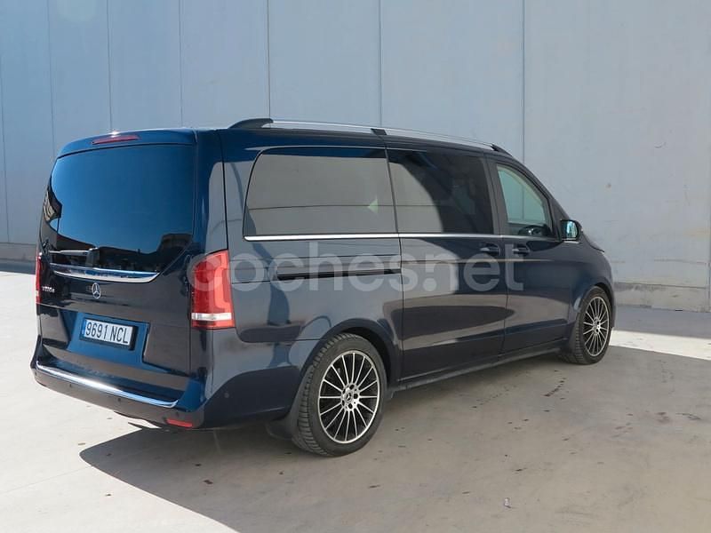 Usado Mercedes V220 Avantgarde 163 CV (119 kW) 2020 Azul Monovolumen