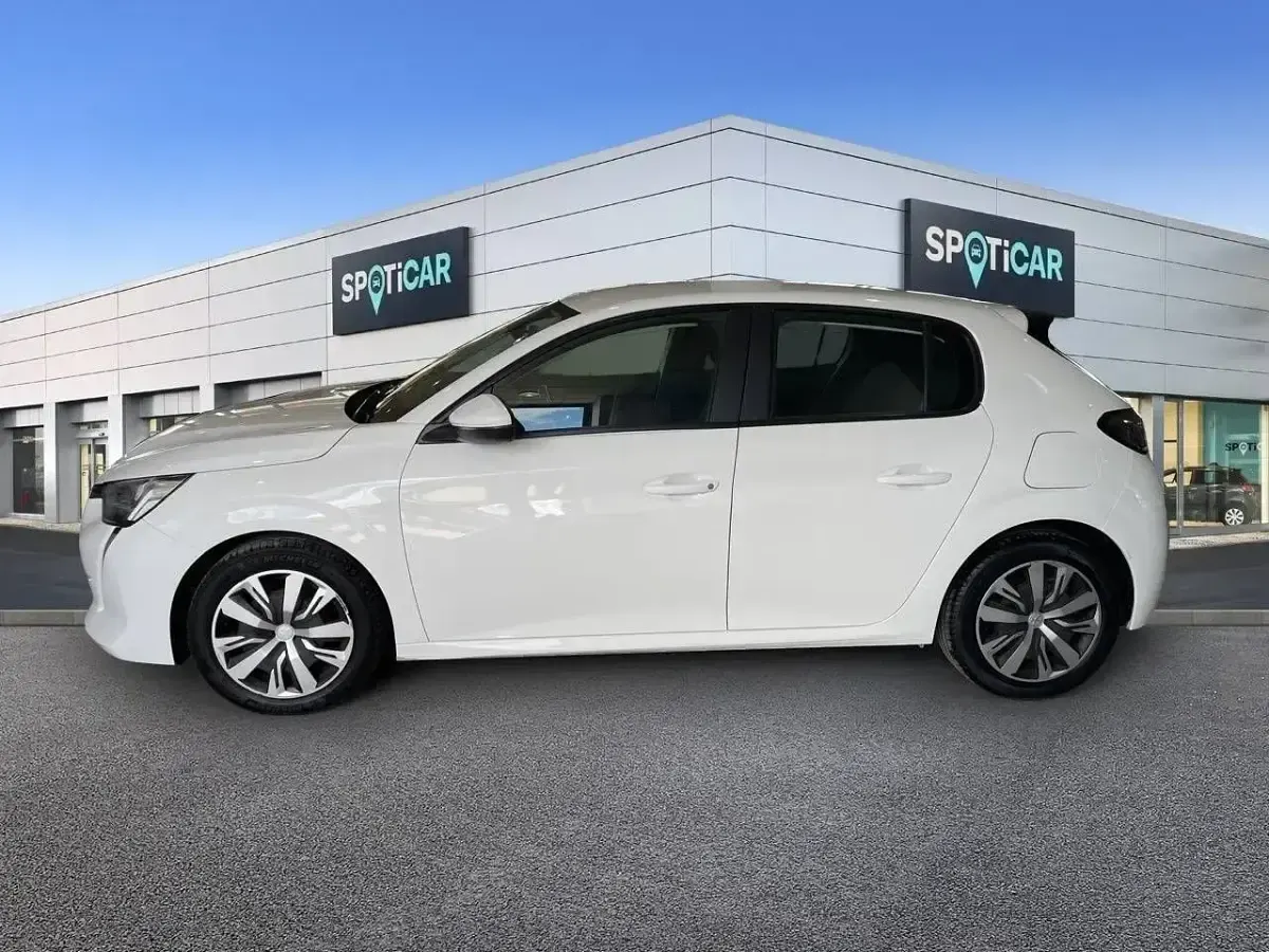 Begagnad Peugeot 208 Active 75 HK (55 kW) 2020 Vit Halvkombi