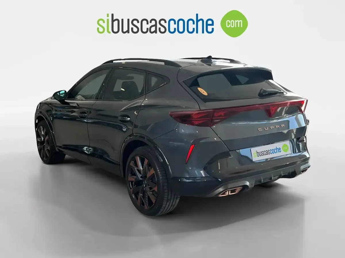 Usado Cupra Formentor 204 CV (150 kW) 2025 Gris/plata SUV