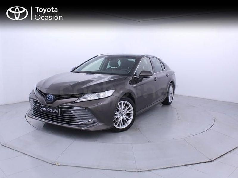 Usado Toyota Camry Luxury 218 CV (160 kW) 2021 Negro Berlina