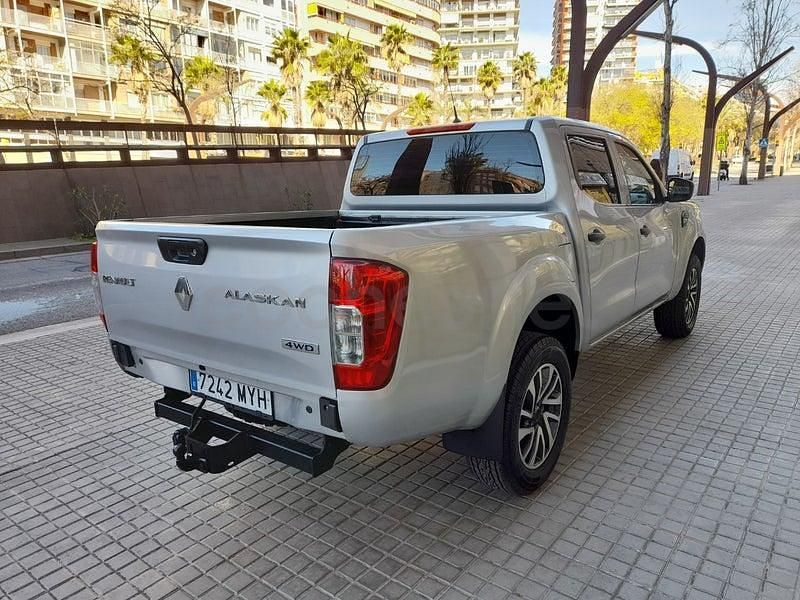 Usado Nissan Navara Acenta 163 CV (119 kW) 2020 Gris / plata Pickup/Camioneta