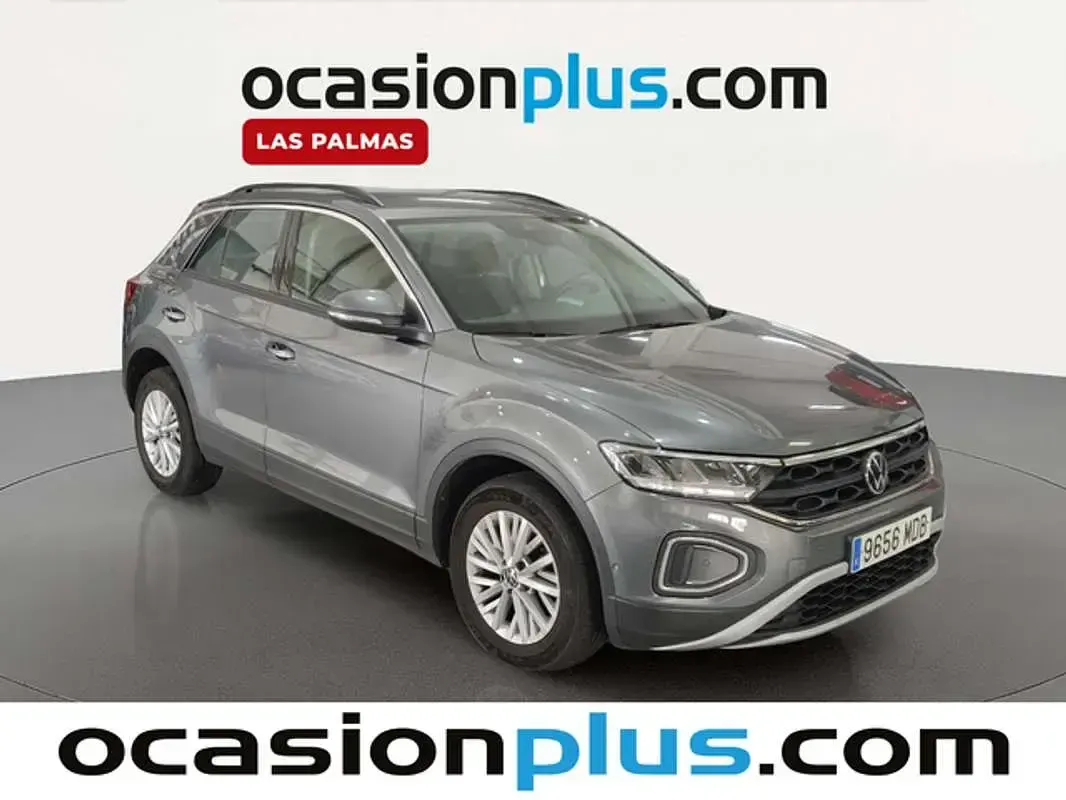 Usado VW T-Roc Life 110 CV (80 kW) 2022 Gris SUV