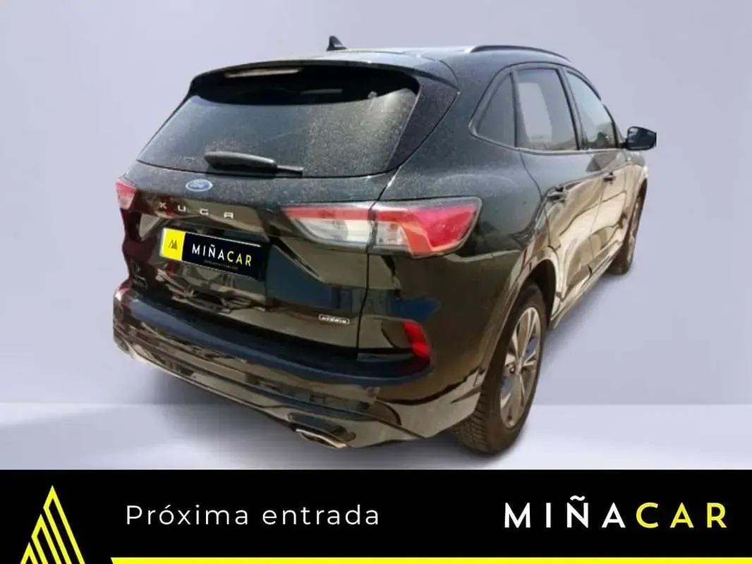 Usado Ford Kuga ST-Line 190 CV (139 kW) 2023 Negro SUV