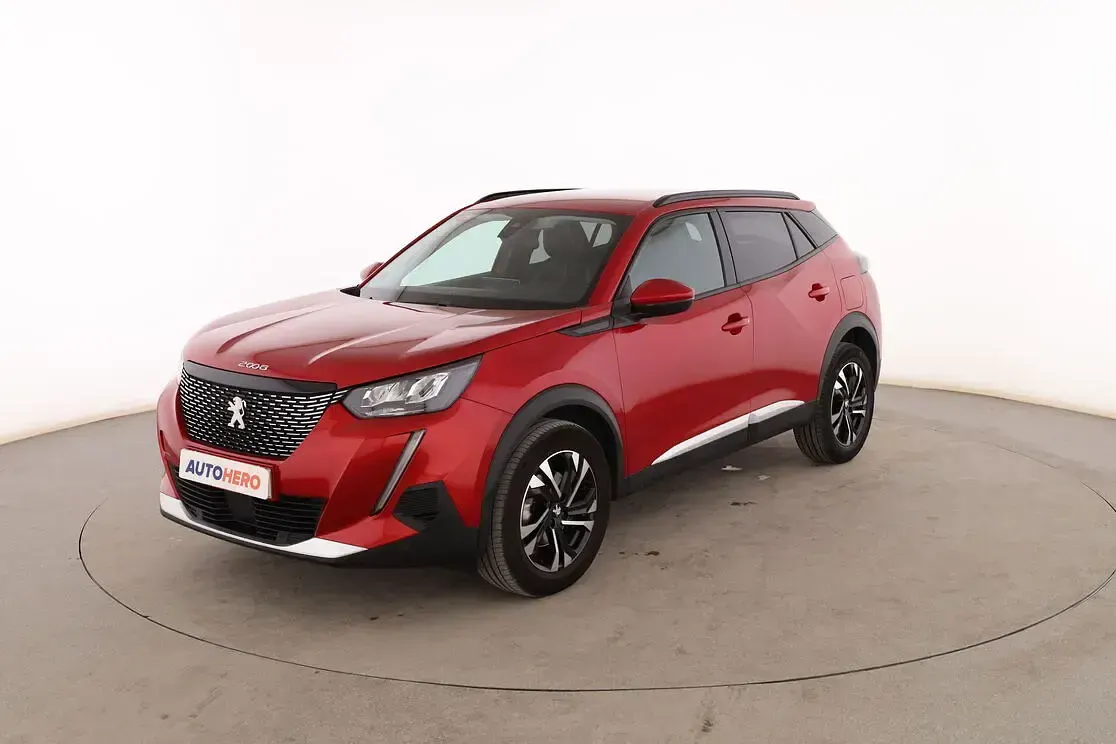 Usado Peugeot 2008 Allure 131 CV (96 kW) 2021 SUV