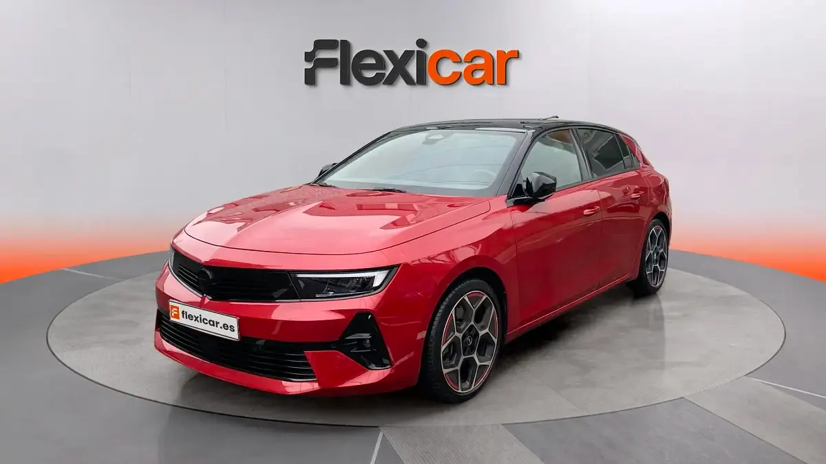 Usado Opel Astra GS Line 181 CV (133 kW) 2022 Rojo Utilitario