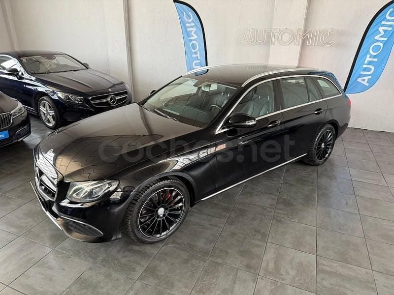 Usado Mercedes E220 194 CV (142 kW) 2018 Negro Familiar