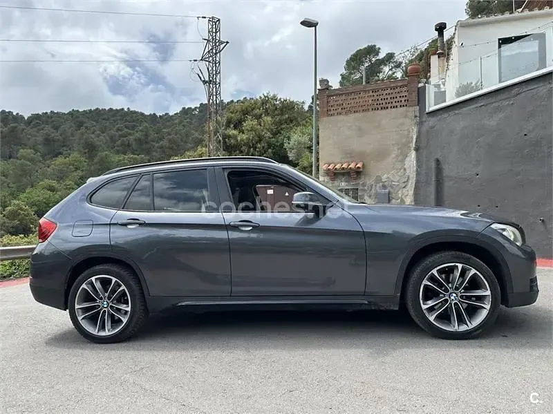 Usado BMW X1 177 HP (130 kW) 2013 Cinzento SUV