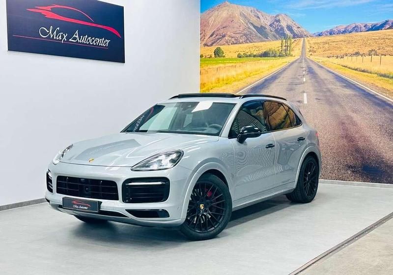 Usado Porsche Cayenne GTS 460 CV (338 kW) 2021 Plateado SUV