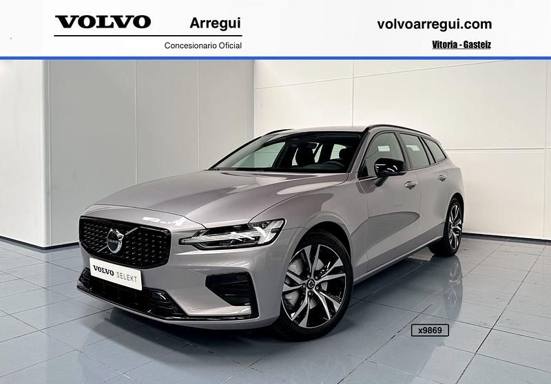 Gris / plata Nuevo 2025 Volvo V60 Plus Familiar | 47.500 € (Precio justo) - Imagen 1/4