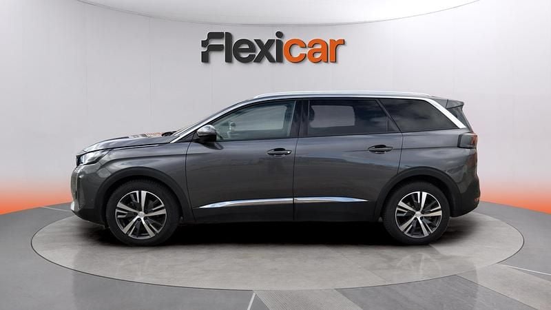 Usado Peugeot 5008 Allure 131 CV (96 kW) 2021 Gris Monovolumen
