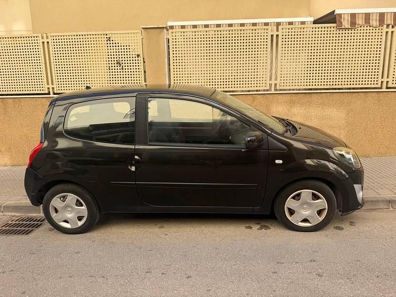 Usado Renault Twingo Authentique 76 CV (55 kW) 2010 Negro Utilitario