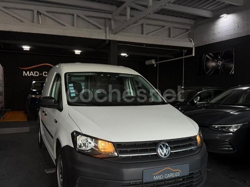 Usado VW Caddy Beach 102 CV (75 kW) 2018 Blanco Monovolumen