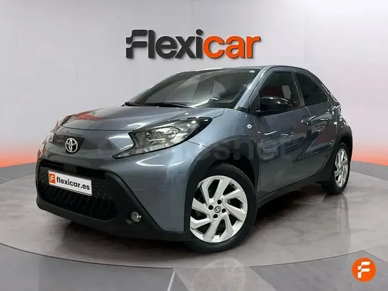 Usado Toyota Aygo X 72 CV (52 kW) 2024 Blanco SUV