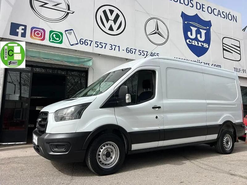 Usado Ford Transit Trend 130 HP (95 kW) 2022 Branco Van