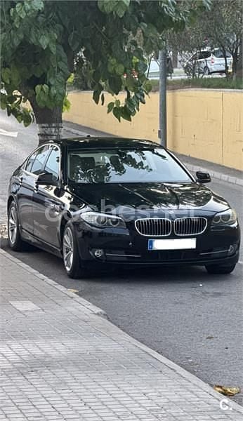 Usado BMW 523 Luxury Line 190 CV (139 kW) 2011 Negro Berlina