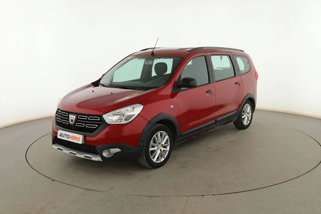 Usado Dacia Lodgy Comfort 116 CV (85 kW) 2022 Monovolumen