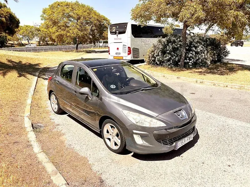 Usado Peugeot 308 Sport 150 CV (110 kW) 2007 Azul Utilitario