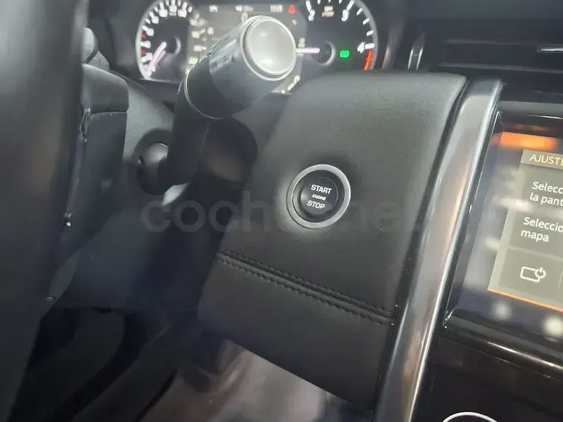 Usado Land Rover Discovery Sport S 150 CV (110 kW) 2020 Gris / plata SUV