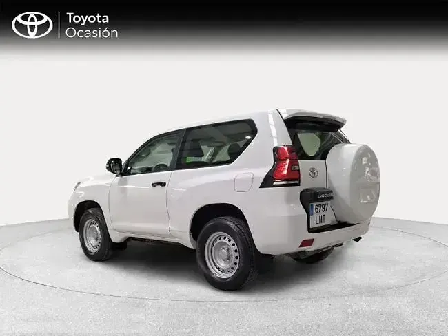 Usado Toyota Land Cruiser 204 CV (150 kW) 2021 Blanco Utilitario