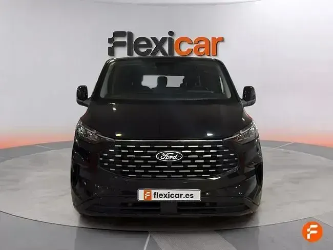 Usado Ford Tourneo Custom Titanium 150 CV (110 kW) 2024 Negro Van