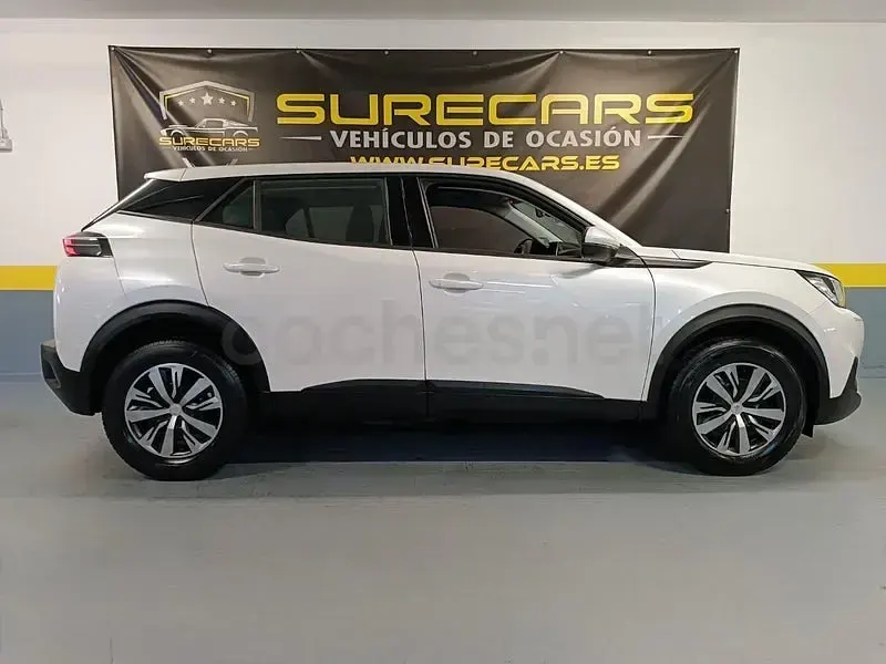 Usado Peugeot 2008 Allure 110 CV (80 kW) 2022 Blanco SUV