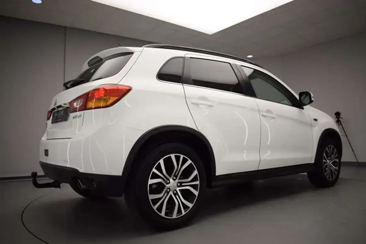 Usado Mitsubishi ASX Motion 114 CV (83 kW) 2016 Blanco SUV