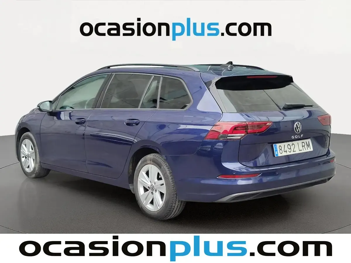 Usado VW Golf VII Life 116 CV (85 kW) 2021 Azul Utilitario