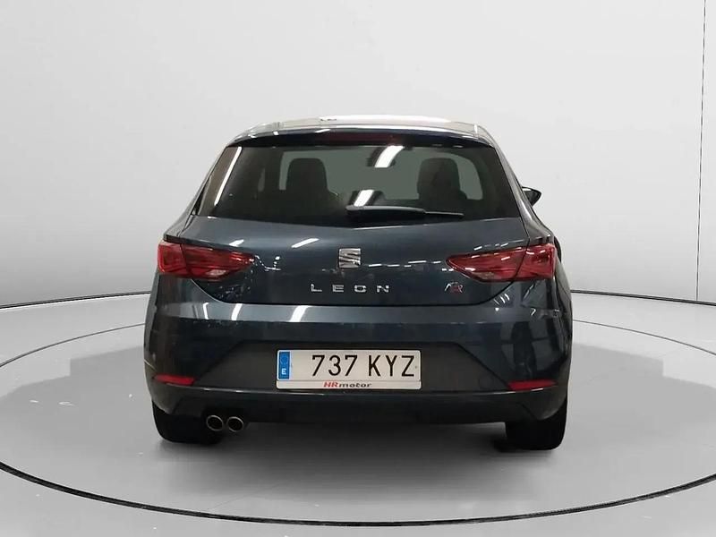 Usado Seat Leon FR 150 CV (110 kW) 2019 Azul Berlina