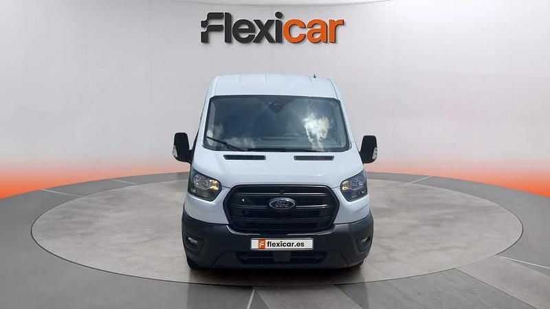 Usado Ford Transit 131 CV (96 kW) 2023 Blanco Berlina