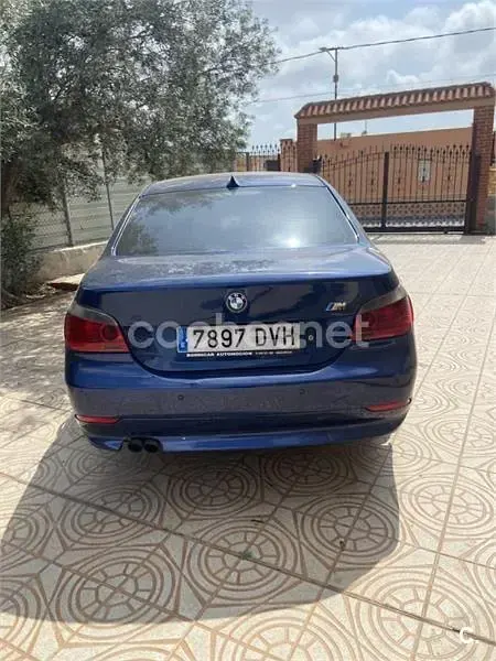Usado BMW 525 177 CV (130 kW) 2006 Azul Berlina