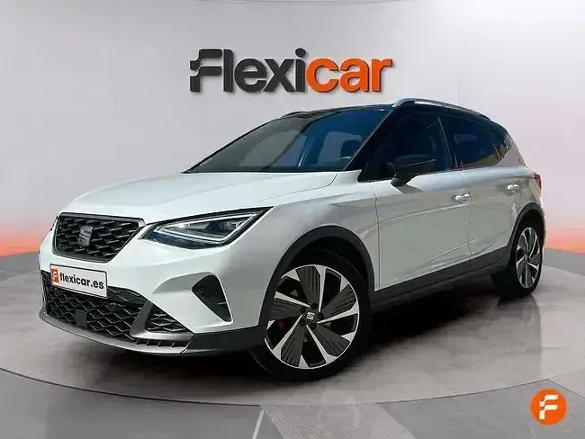 Usado Seat Arona FR 150 CV (110 kW) 2022 Blanco SUV