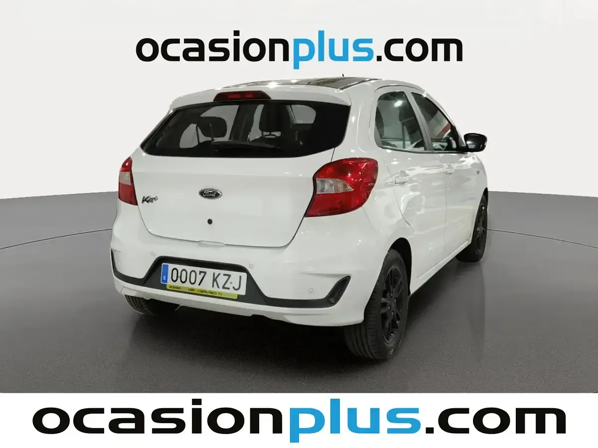 Usado Ford Ka 85 CV (62 kW) 2019 Blanco Berlina