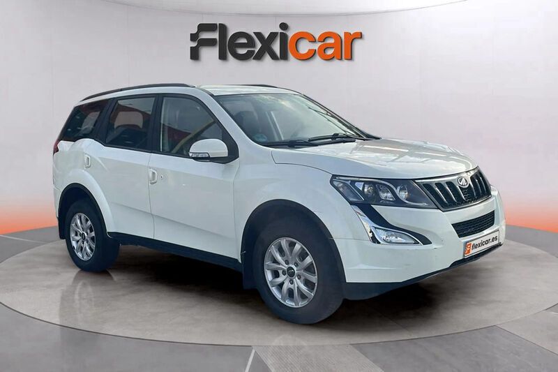 Blanco Usado 2017 Mahindra XUV500 | 13.490 € - Imagen 1/4