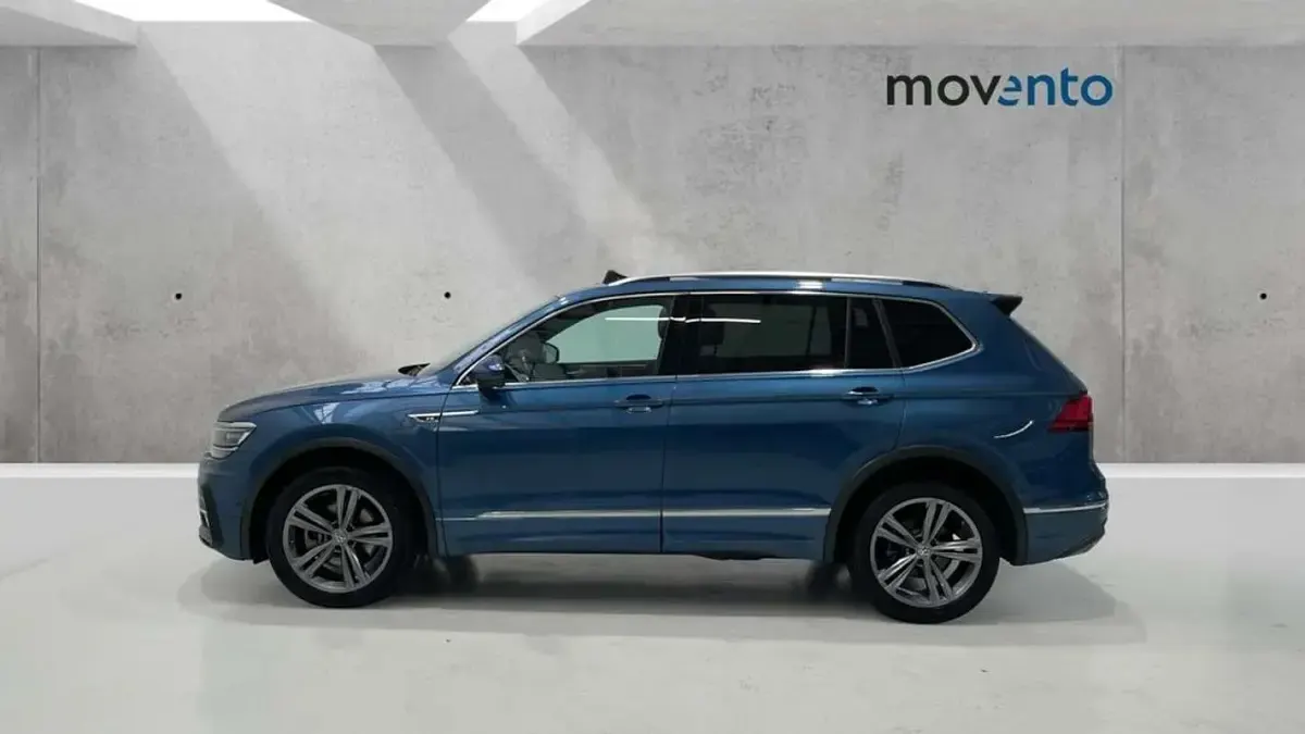 Usado VW Tiguan Allspace Sportline 190 CV (139 kW) 2020 Azul SUV