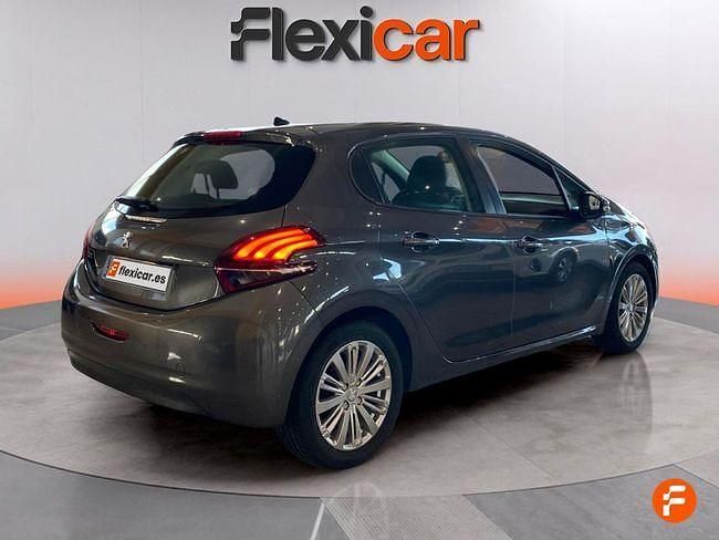 Usado Peugeot 208 Signature Sky 82 CV (60 kW) 2019 Gris Utilitario