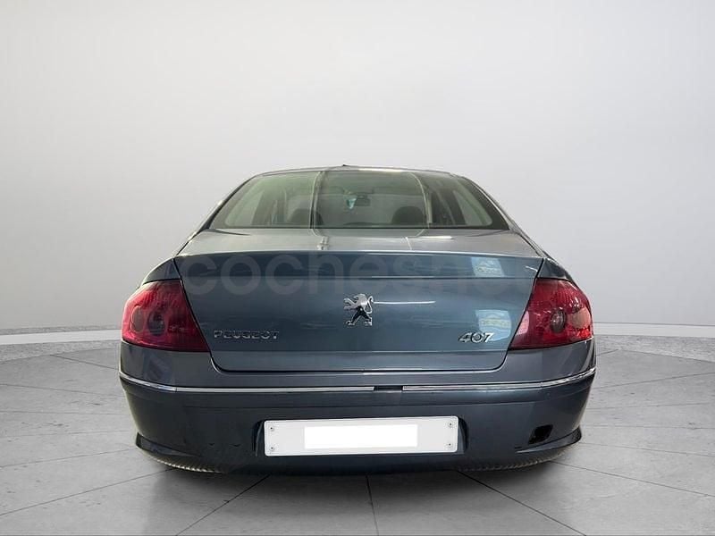 Usado Peugeot 407 Sport 136 CV (100 kW) 2008 Gris / plata Berlina