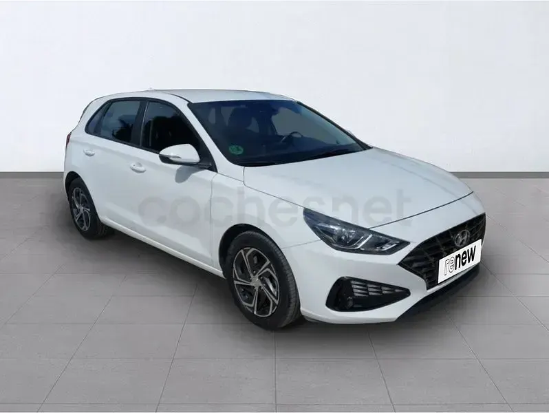 Usado Hyundai i30 GO! 116 CV (85 kW) 2021 Blanco Berlina