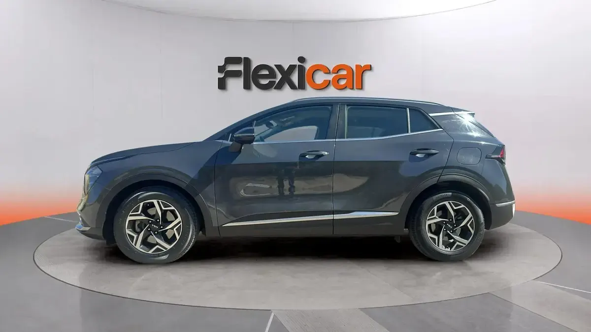 Usado Kia Sportage 116 CV (85 kW) 2023 Gris SUV